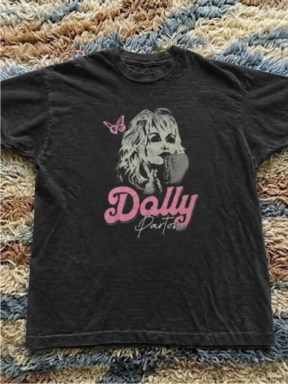 Gildan Black Short-Sleeve Tee with Pink Dolly Parton Music Country Graphic